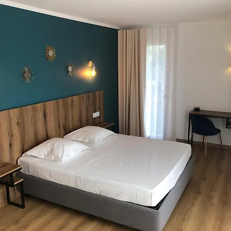 Les Oliviers Hotell Lucciana (Corsica)