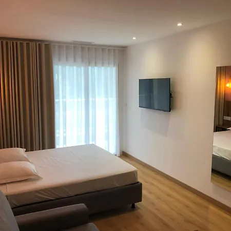 Hotell Les Oliviers Lucciana (Corsica)