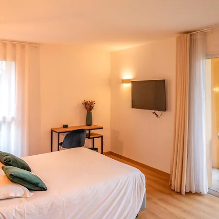 Hotell Les Oliviers Lucciana (Corsica)