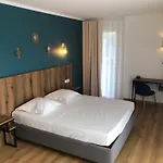 Les Oliviers Hotel Lucciana (Corsica)
