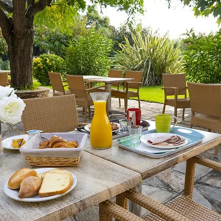 Les Oliviers Hotel