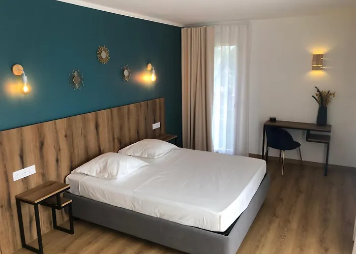 Les Oliviers Otel Lucciana (Corsica)